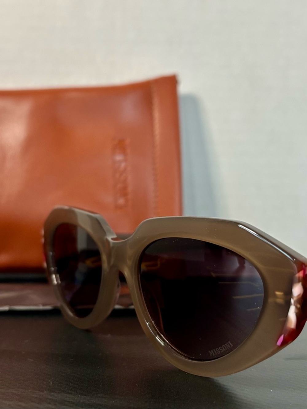Authentic MISSONI Brown/Pink Round Sunglasses - New with Packaging